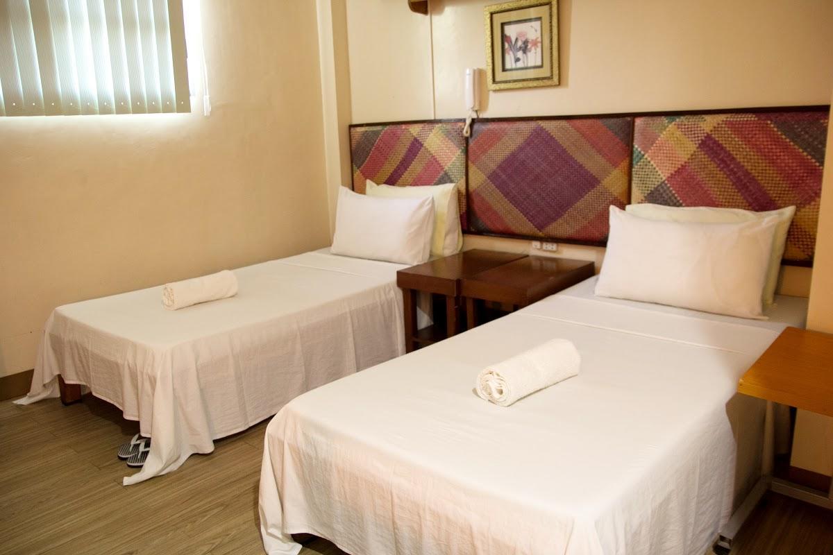 Bahay Ni Tuding - House Of Tuding Hotel Davao Exterior photo